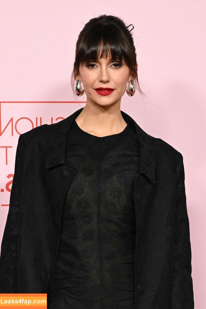 Nina Dobrev / nina слитое фото фото #0759