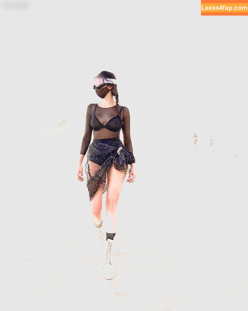 Nina Dobrev / nina leaked photo photo #0818