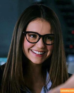 Nina Dobrev photo #0750