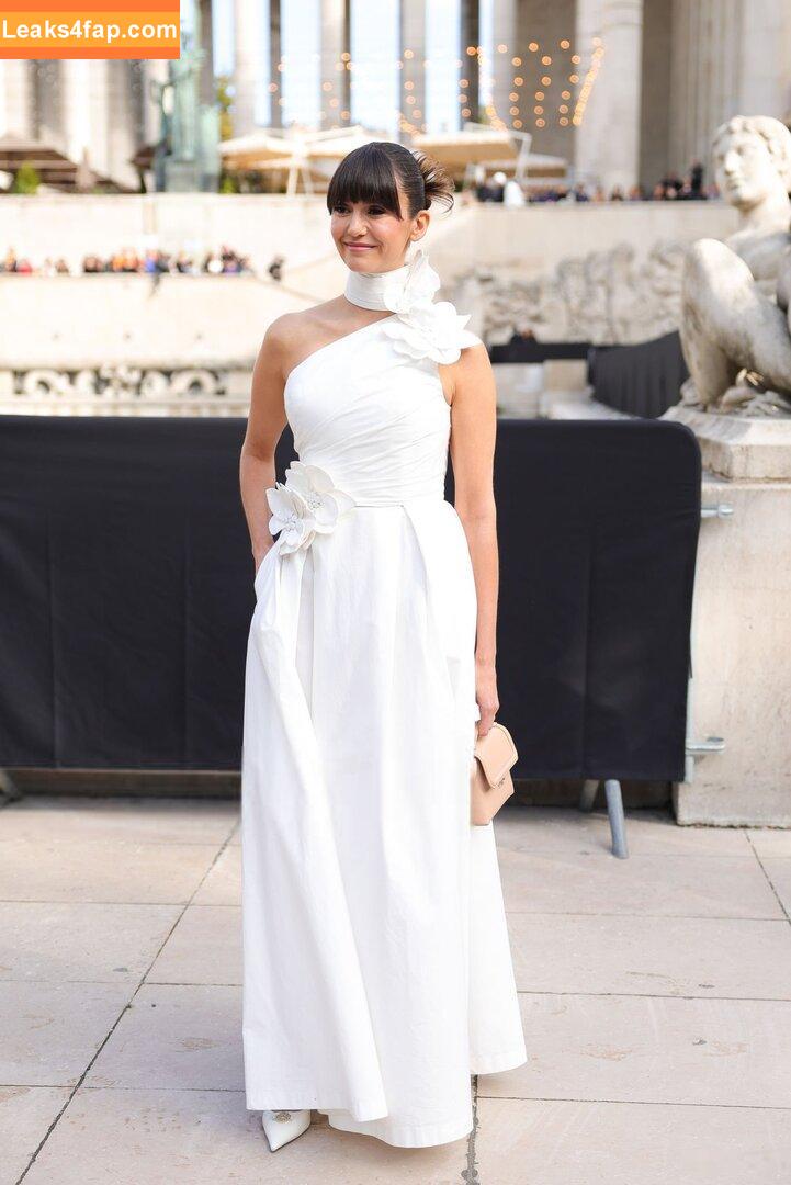 Nina Dobrev / nina leaked photo photo #1099