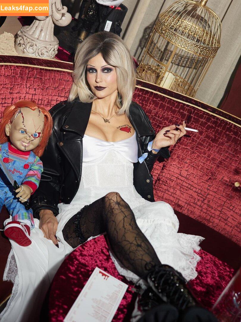 Nina Dobrev / nina leaked photo photo #1525