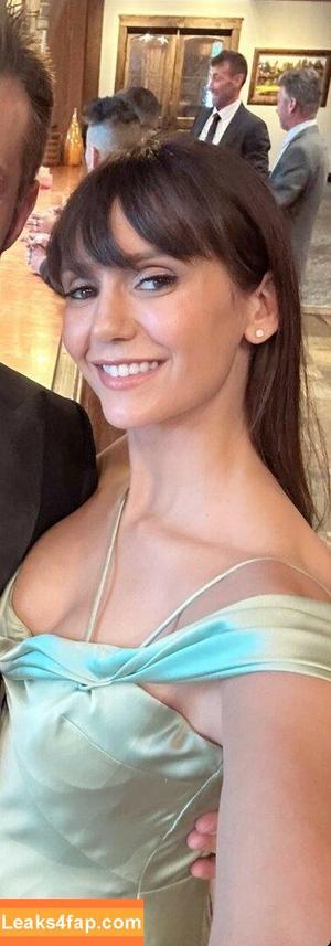 Nina Dobrev photo #1009