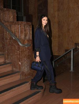 Nina Dobrev photo #1020