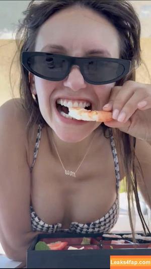 Nina Dobrev photo #1425