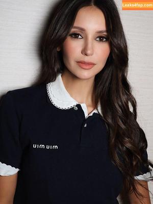 Nina Dobrev фото #1497