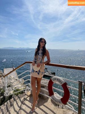 Nina Dobrev photo #1517