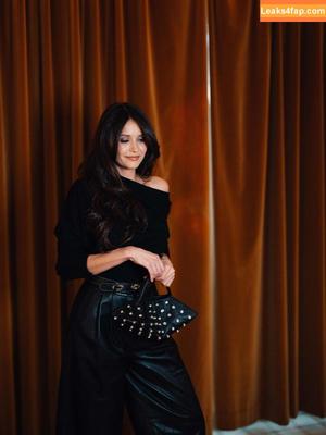 Nina Dobrev фото #1587