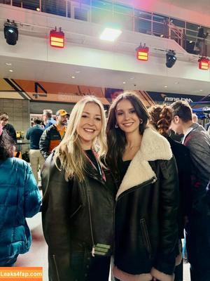 Nina Dobrev фото #1588