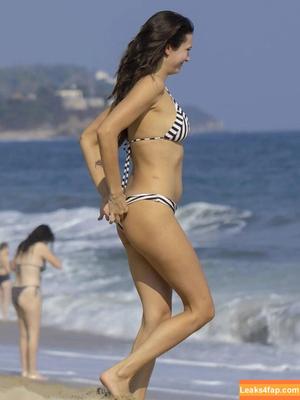 Nina Dobrev photo #1596