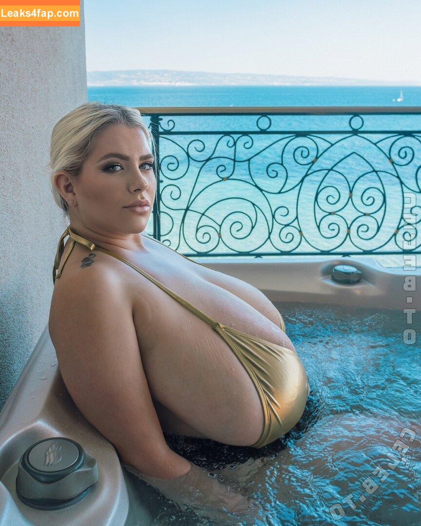 Nina Phoenix free nudes
