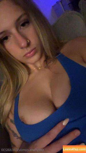 Ninabrooks photo #0003