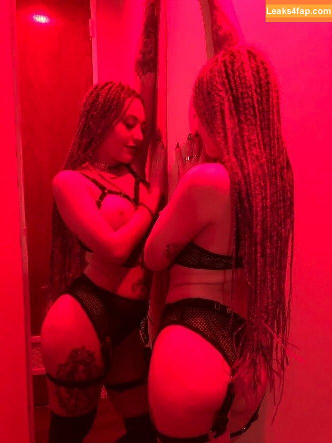 _ninaspurs_ / Putx_caprichosx / arianas.2.0 / itsmekiraperez leaked photo photo #0027