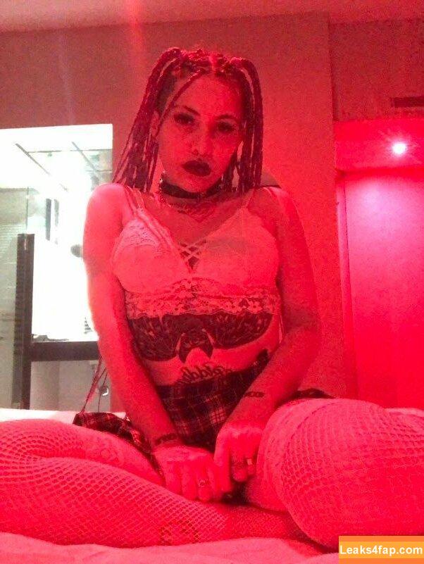 _ninaspurs_ / Putx_caprichosx / arianas.2.0 / itsmekiraperez leaked photo photo #0030