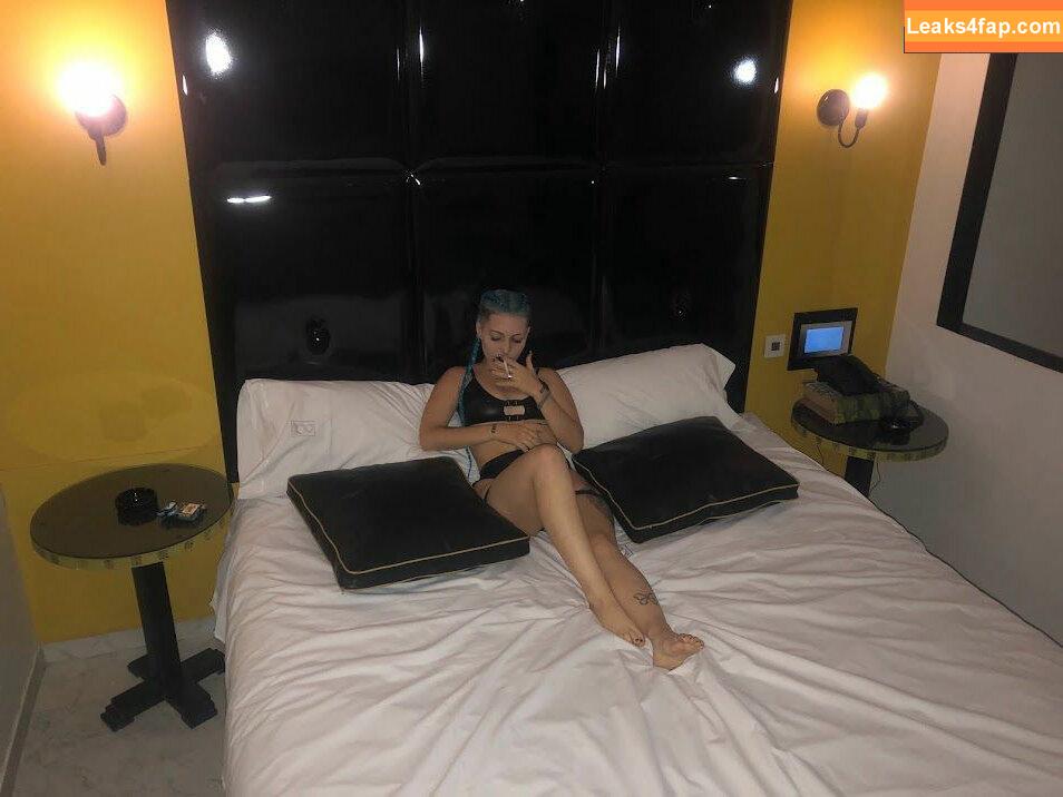 _ninaspurs_ / Putx_caprichosx / arianas.2.0 / itsmekiraperez leaked photo photo #0121