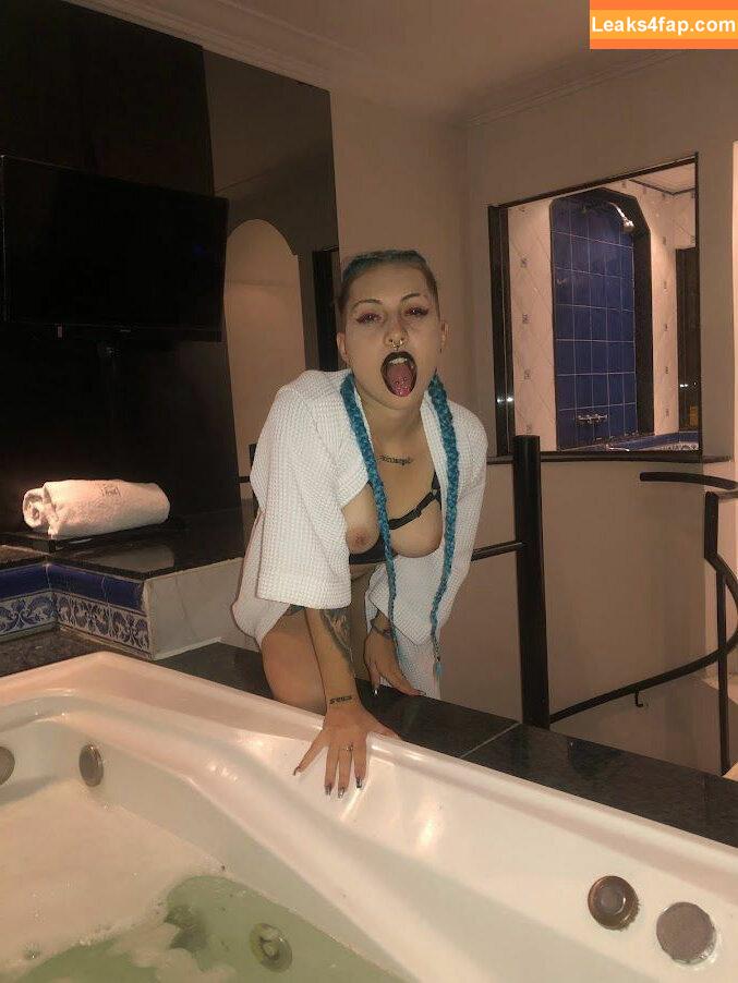 _ninaspurs_ / Putx_caprichosx / arianas.2.0 / itsmekiraperez leaked photo photo #0137