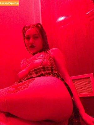 _ninaspurs_ photo #0044