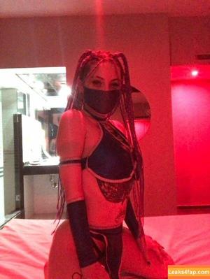 _ninaspurs_ photo #0059