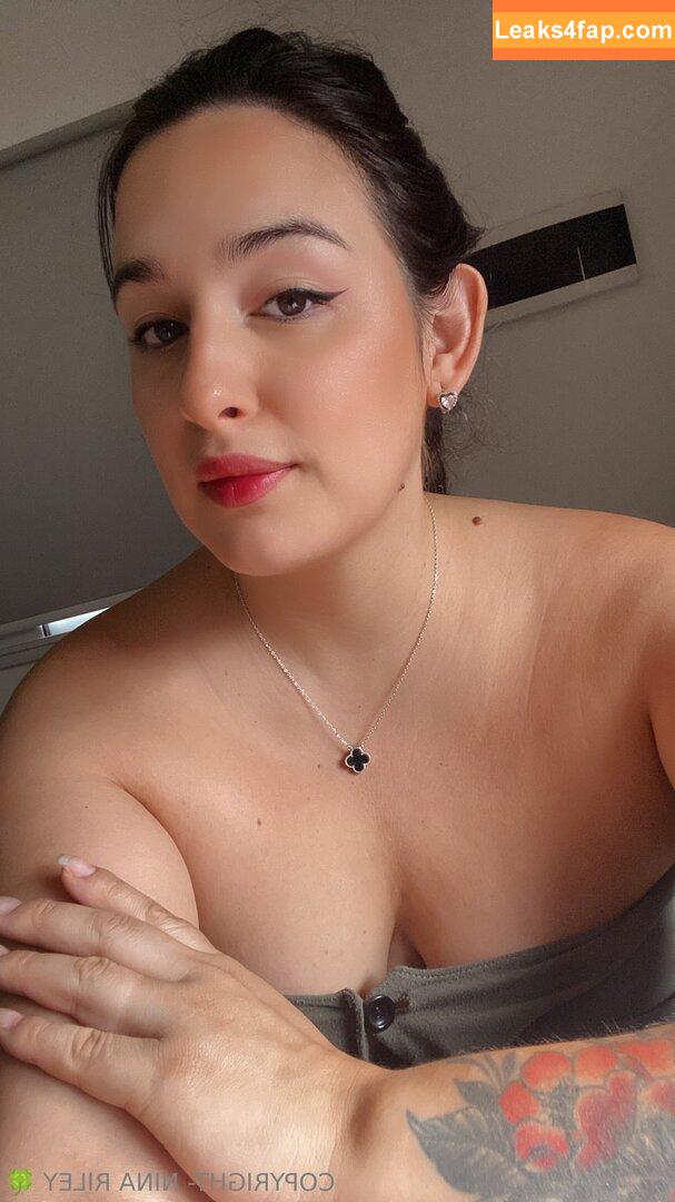 ninavelvetfree / lifewithninavelic leaked photo photo #0004