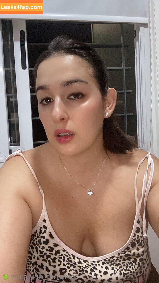 ninavelvetfree / lifewithninavelic leaked photo photo #0010