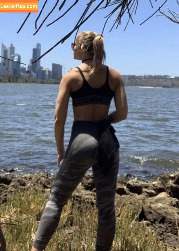 Nita Strauss / hurricanenita leaked photo photo #0008