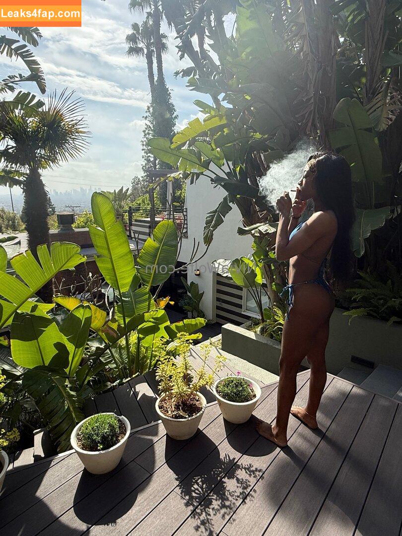 niviawolfe / nivia.wolfe leaked photo photo #0068