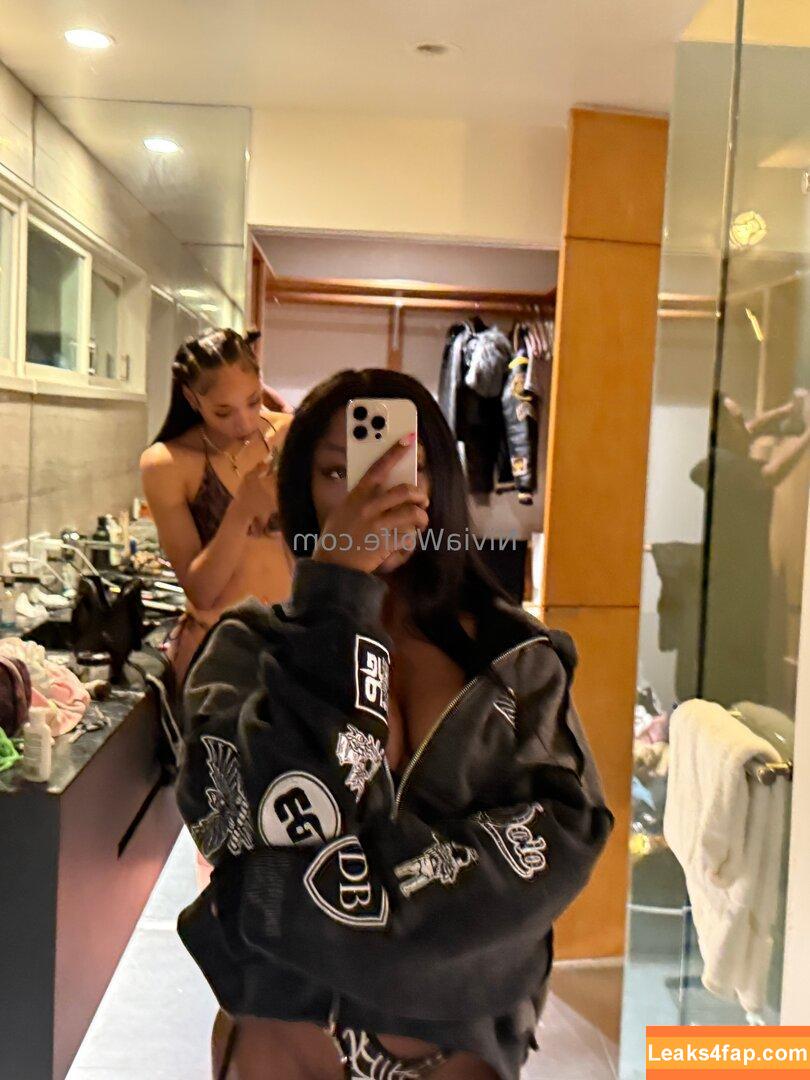 niviawolfe / nivia.wolfe leaked photo photo #0071