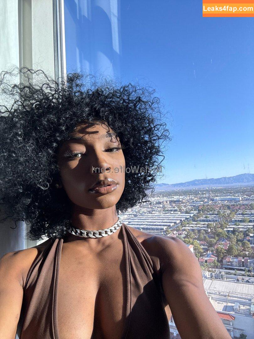 niviawolfe / nivia.wolfe leaked photo photo #0079