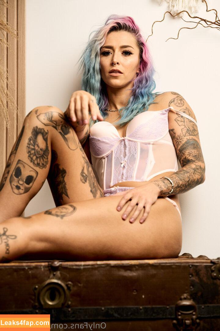 Nixonell / Tegan Nox / nixonnewell leaked photo photo #0003