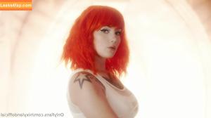 Nixy photo #0198