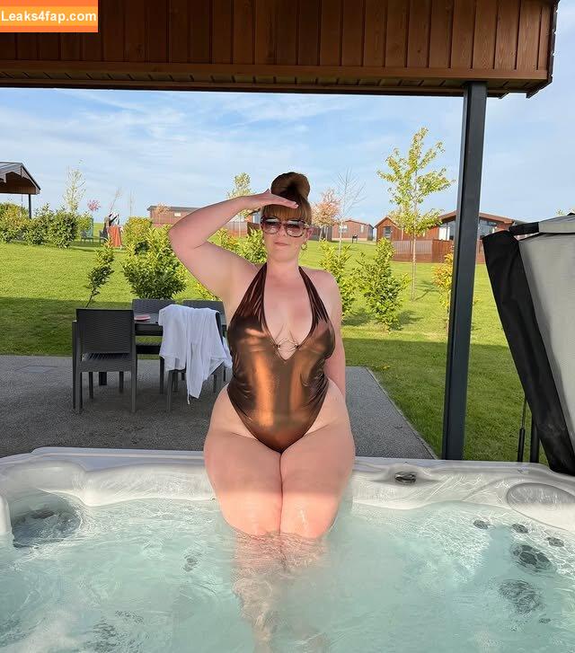nlhfit / Nicole Herring leaked photo photo #0158