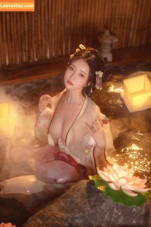 nnian_ photo #0601