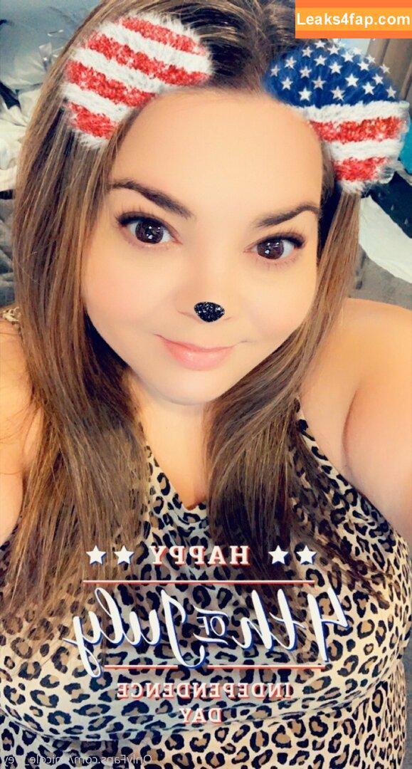 nnicole_ivey / n_ivey123 leaked photo photo #0022