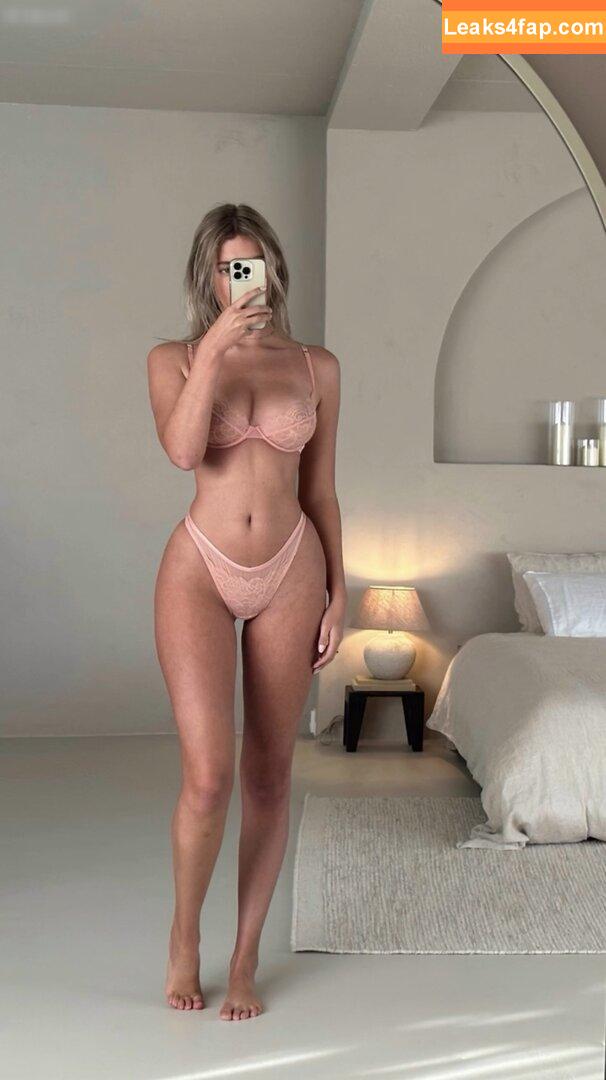 noa.mnk / user leaked photo photo #0096