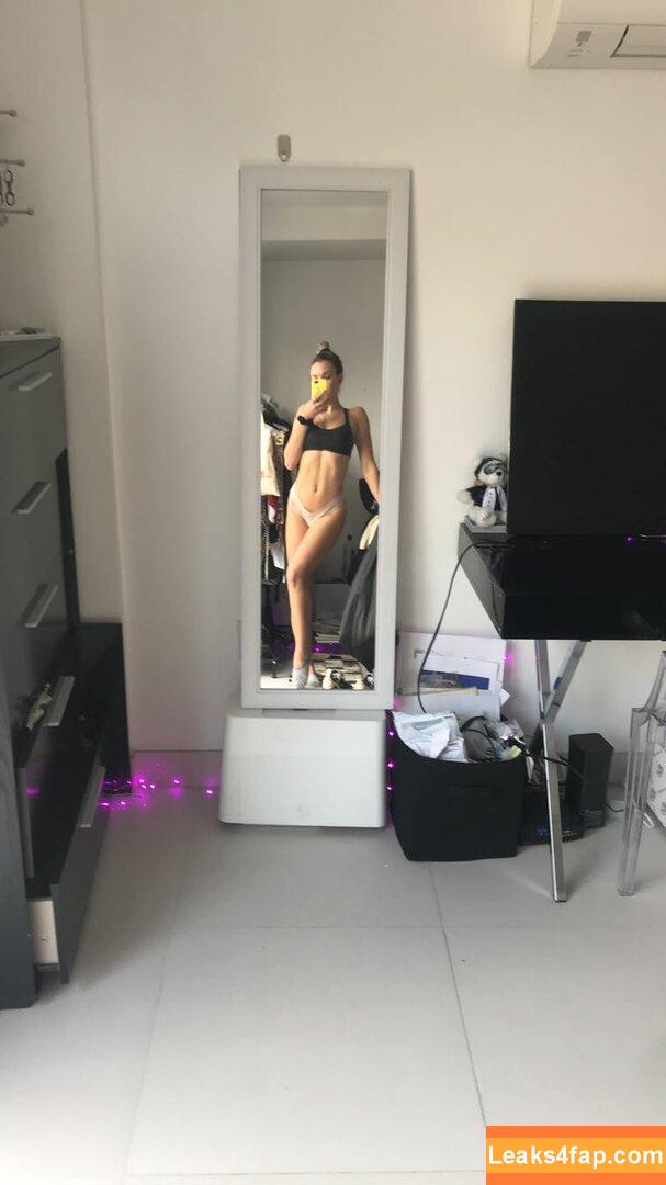 Noah Cyrus / https: / noahcyrus leaked photo photo #0052