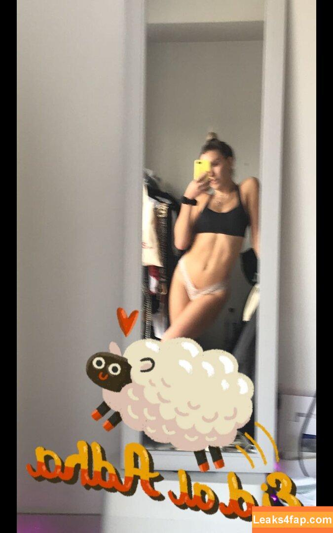 Noah Cyrus / https: / noahcyrus leaked photo photo #0115