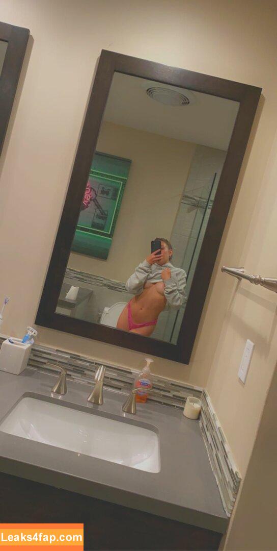 Noah Cyrus / https: / noahcyrus leaked photo photo #0116