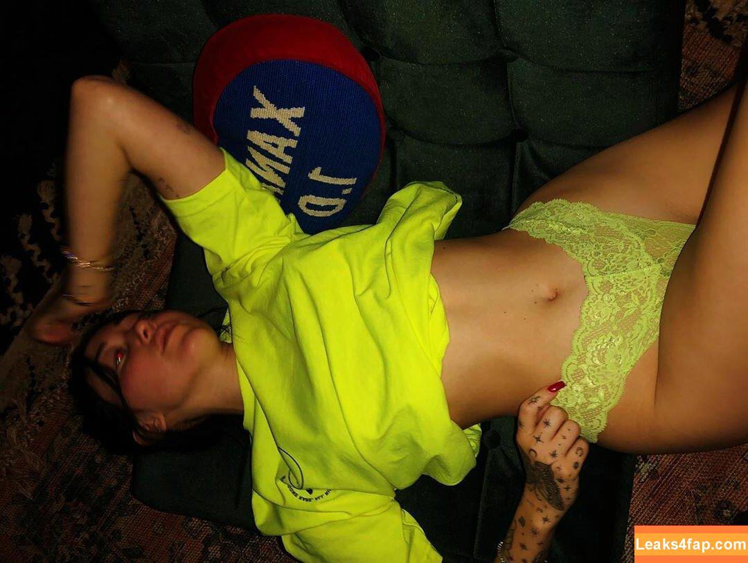 Noah Cyrus / https: / noahcyrus leaked photo photo #0143