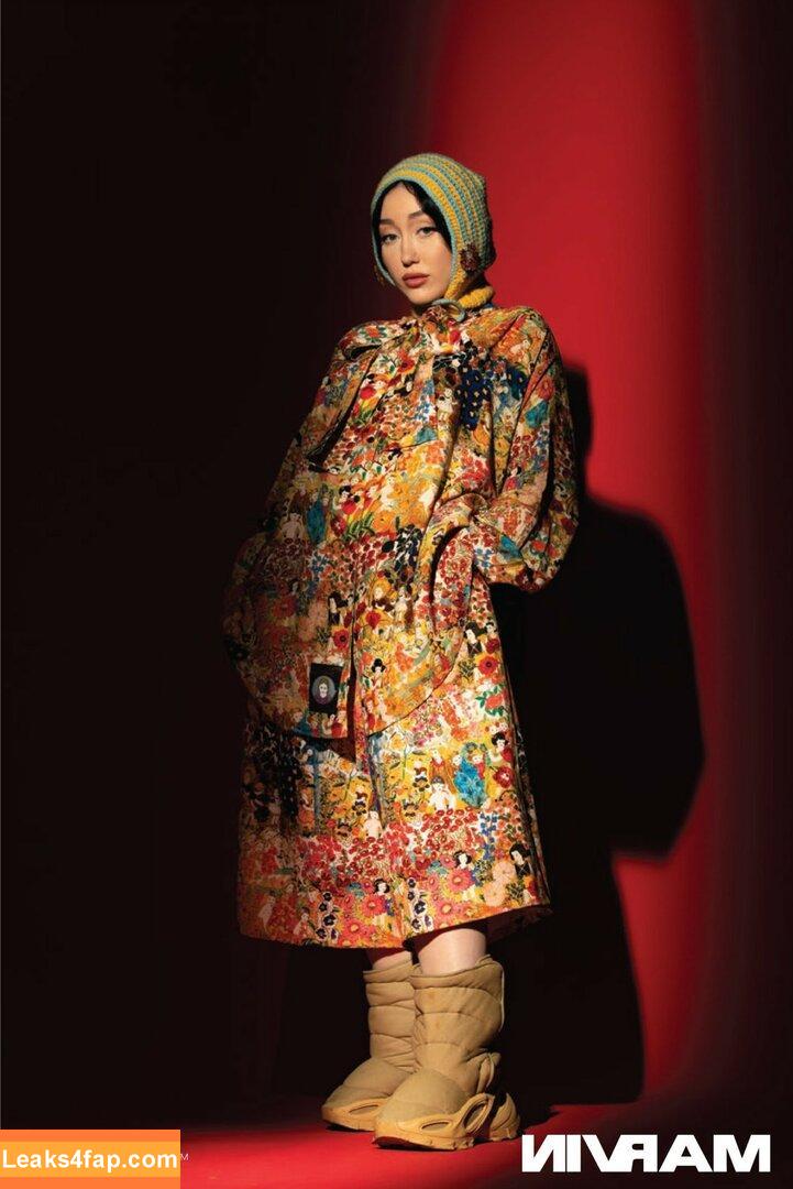 Noah Cyrus / https: / noahcyrus leaked photo photo #0191