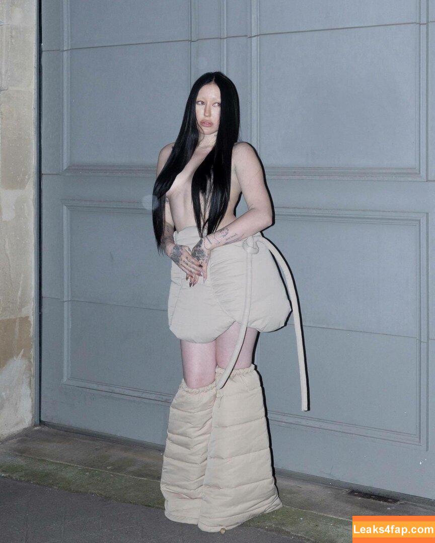 Noah Cyrus / https: / noahcyrus leaked photo photo #0215