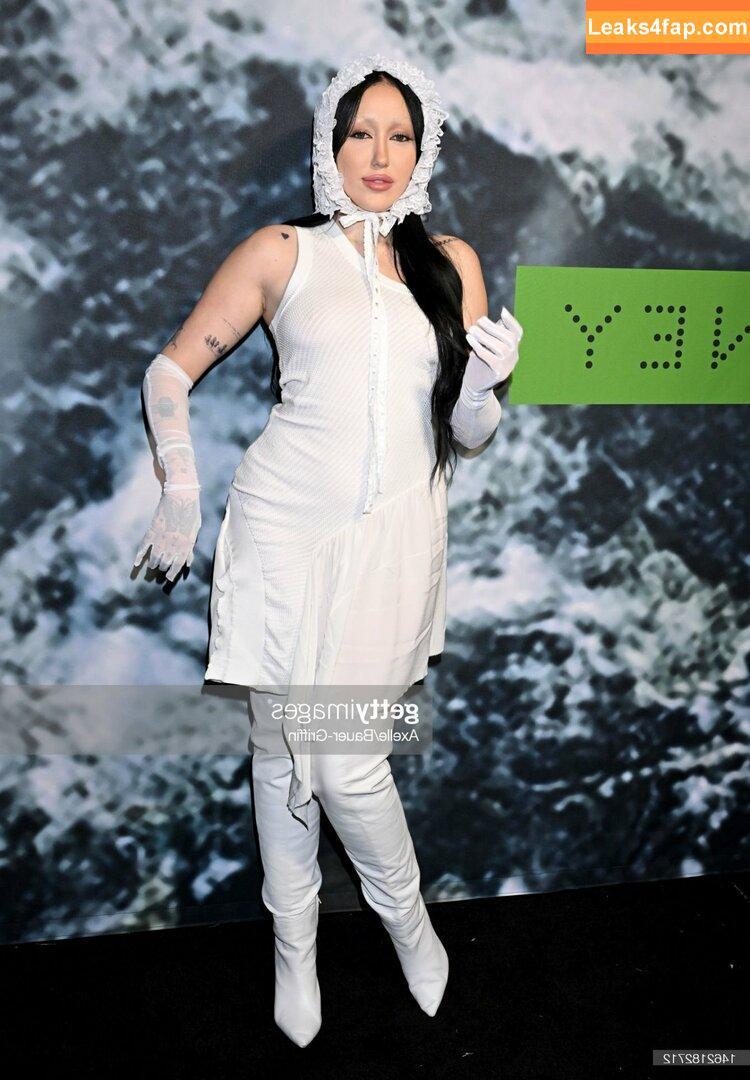 Noah Cyrus / https: / noahcyrus leaked photo photo #0218