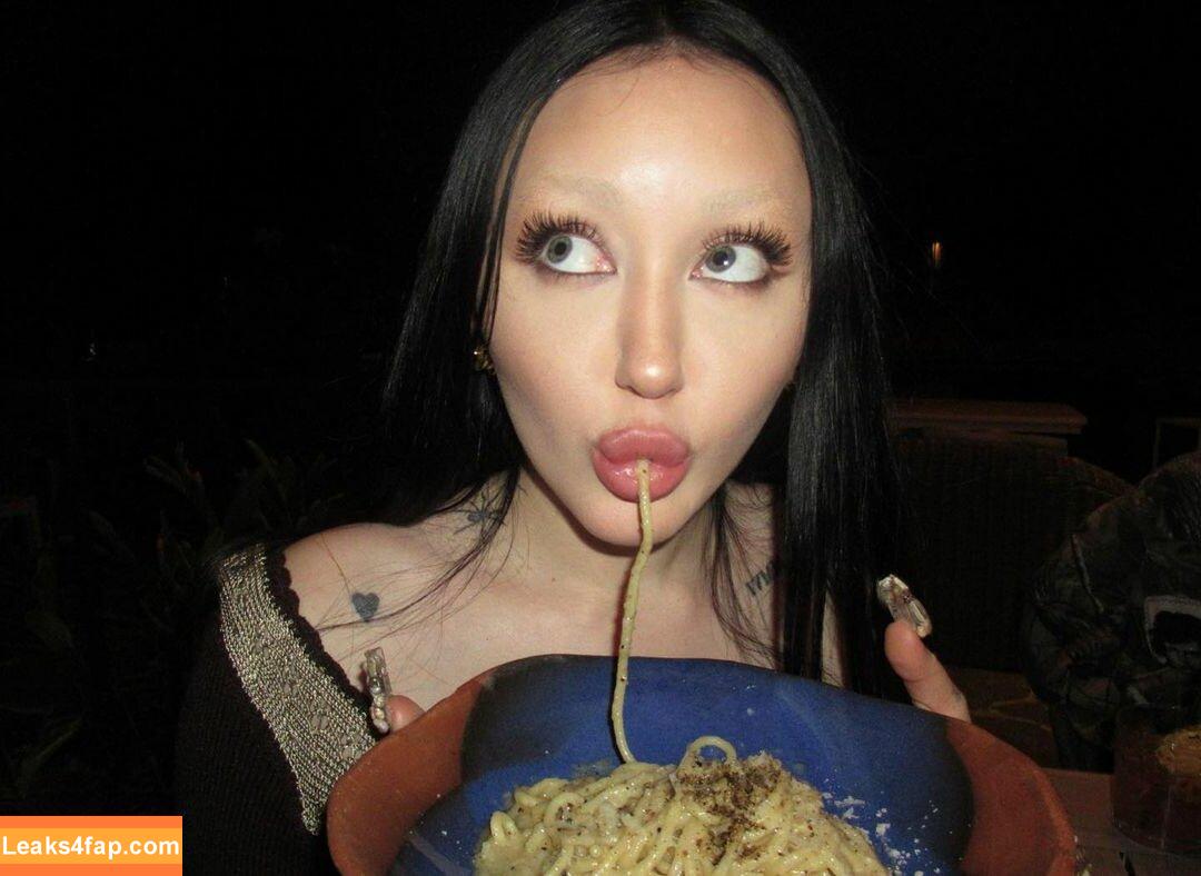 Noah Cyrus / https: / noahcyrus leaked photo photo #0219