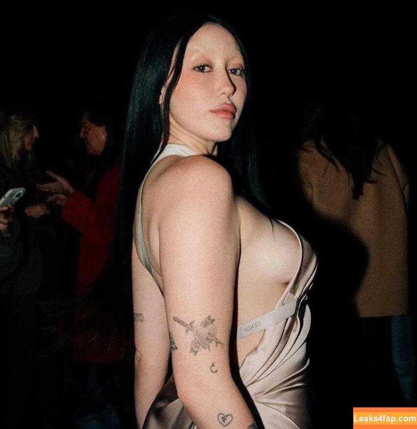 Noah Cyrus / https: / noahcyrus leaked photo photo #0231