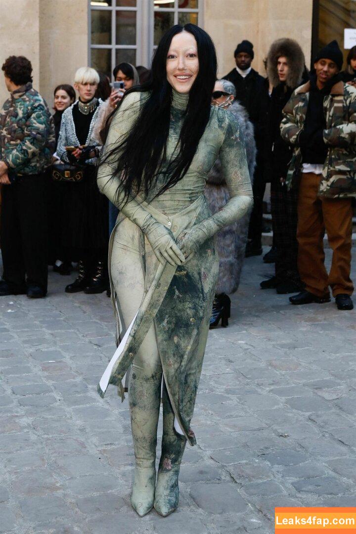 Noah Cyrus / https: / noahcyrus leaked photo photo #0244