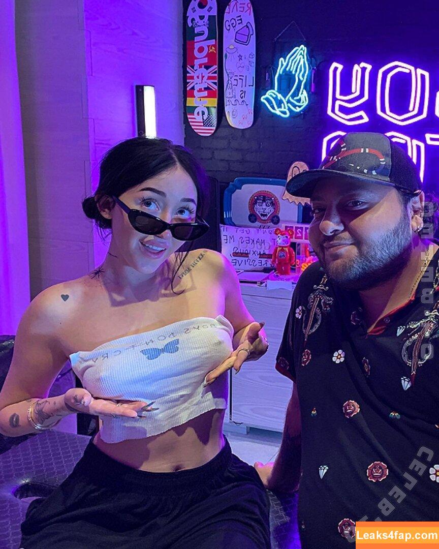 Noah Cyrus / https: / noahcyrus leaked photo photo #0864