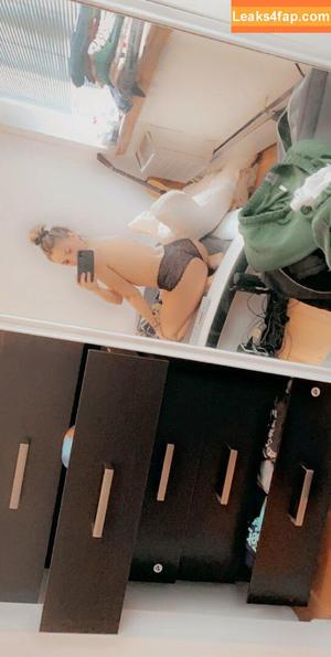 Noah Cyrus photo #0038