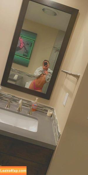 Noah Cyrus photo #0056