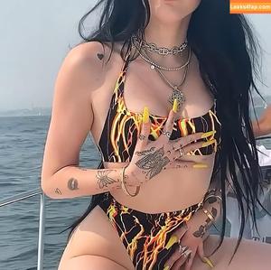 Noah Cyrus photo #0152