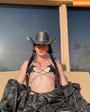 Noah Cyrus photo #0160