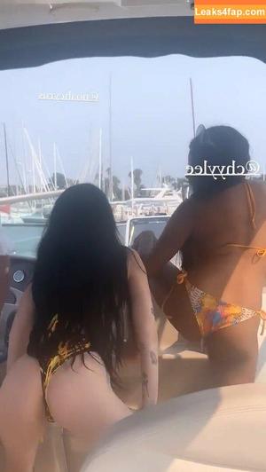 Noah Cyrus photo #0165