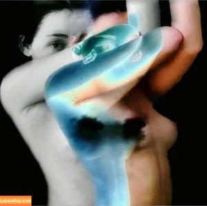 Noah Cyrus photo #0168